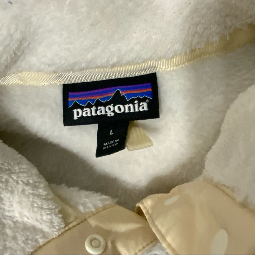 Patagonia Quarter Ivory Zip Fleece. Women’s Size Large. - Picture 6 of 6